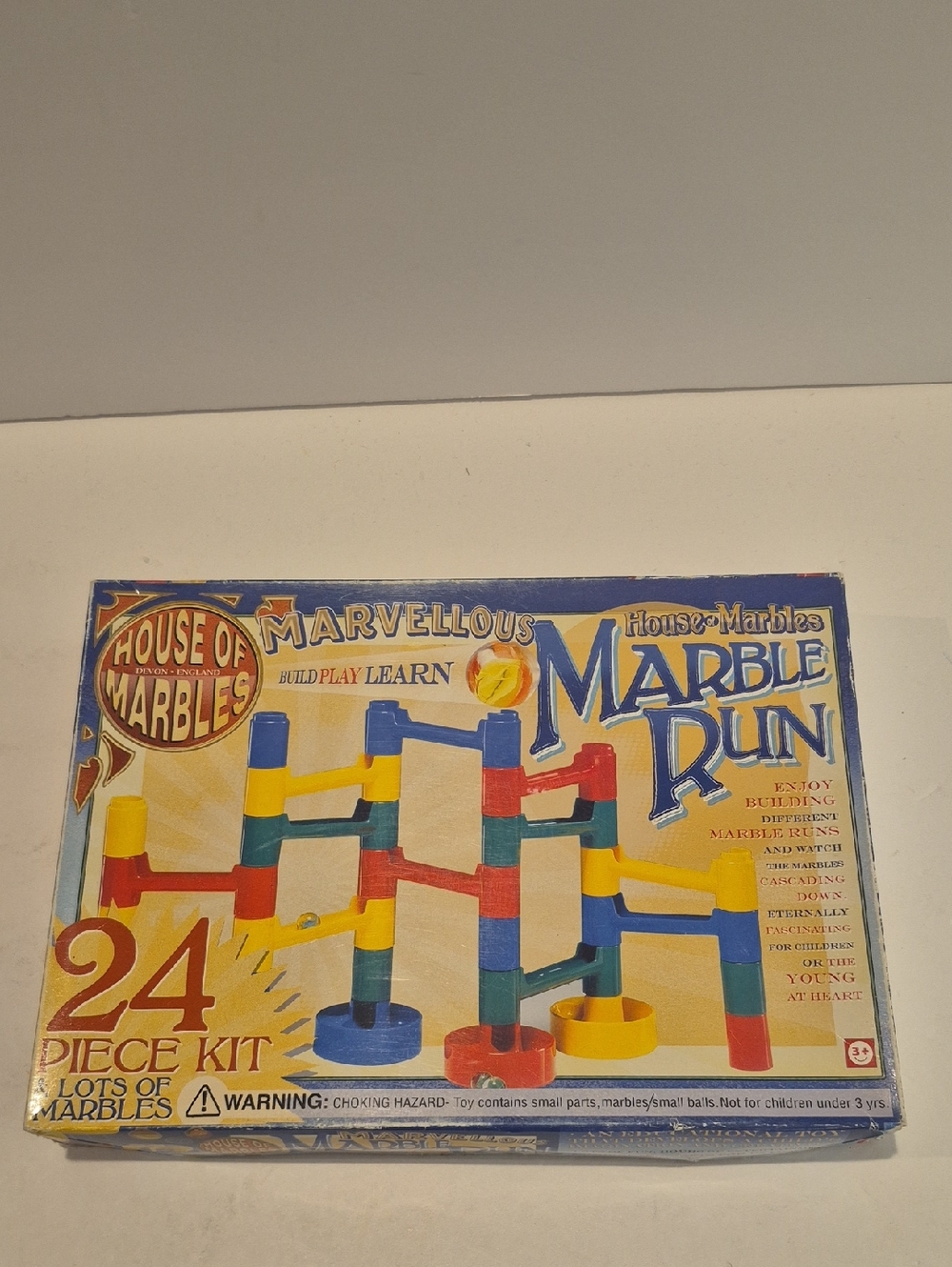 Marble Run 24 pieces plus 4 marbles